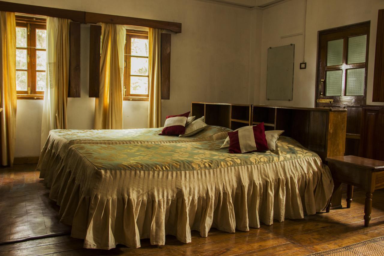 Ken And Twill Guest House Shillong Esterno foto