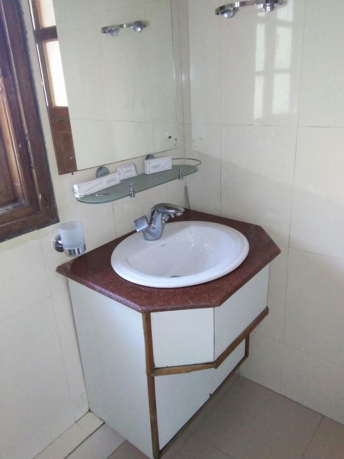 Ken And Twill Guest House Shillong Esterno foto